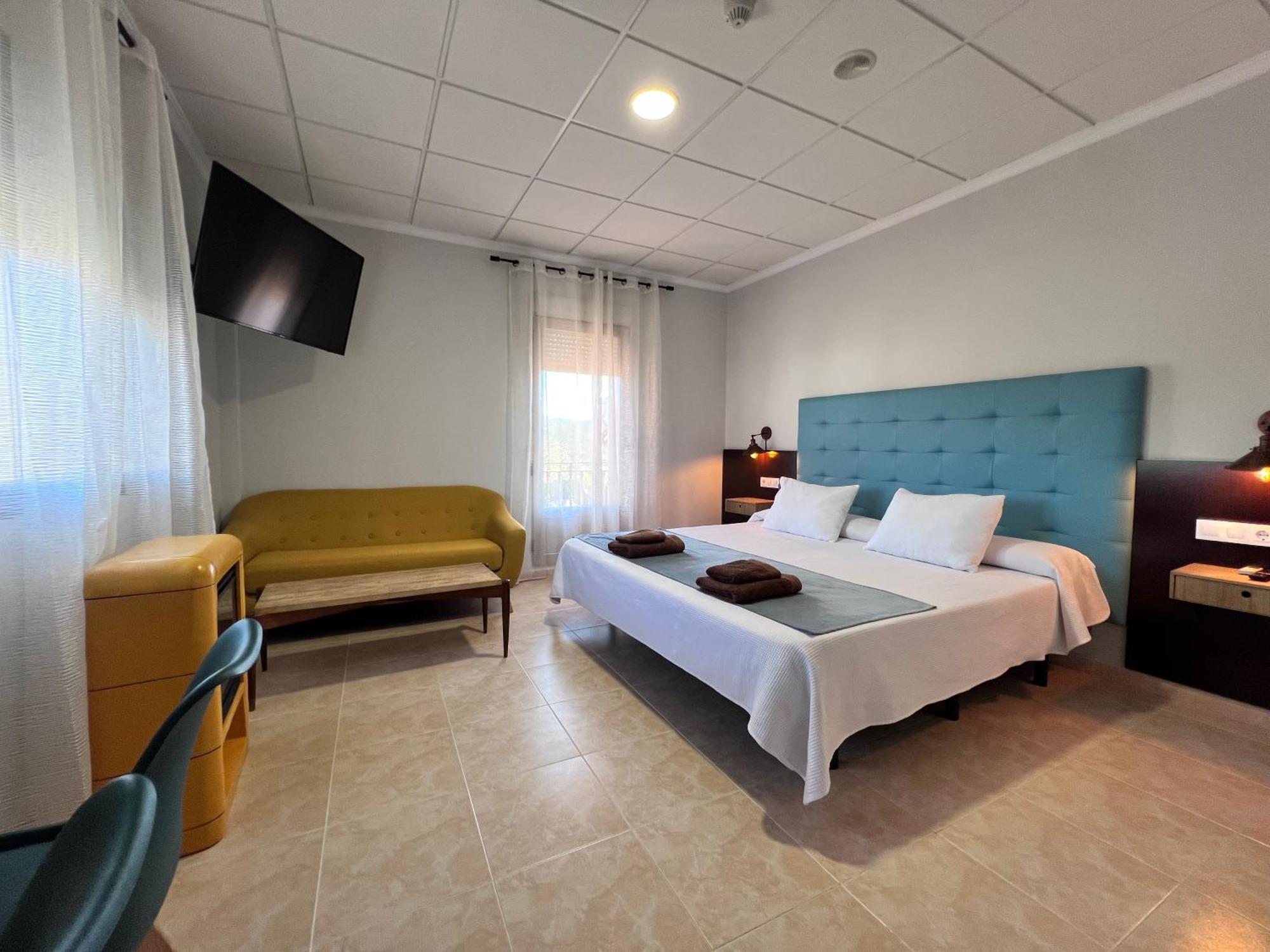 Hotel Don Juan Puente de Génave Exteriör bild